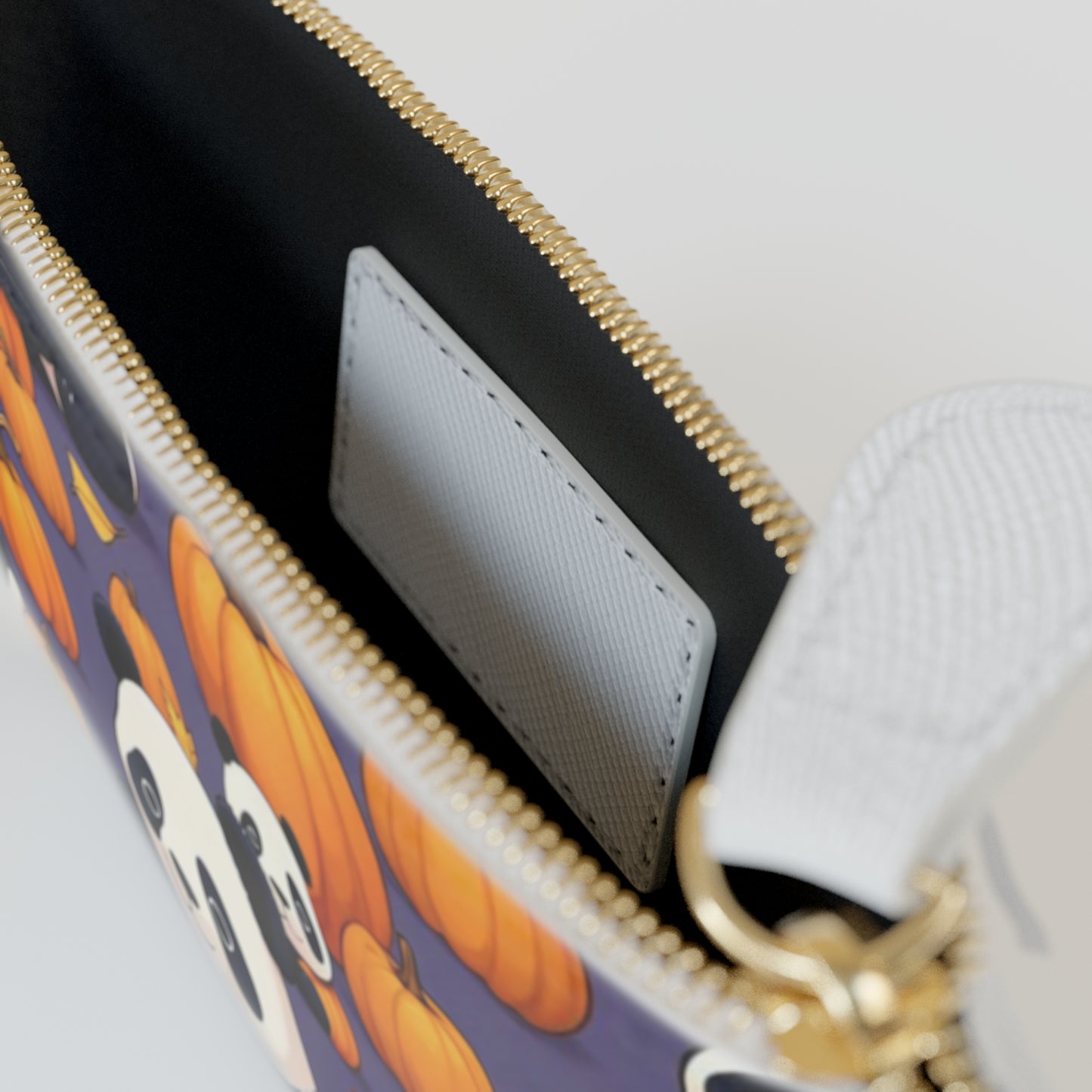 𝓟𝓪𝓷𝓭𝓪  𝓟𝓾𝓶𝓹𝓴𝓲𝓷𝓼  - Mini Clutch Bag